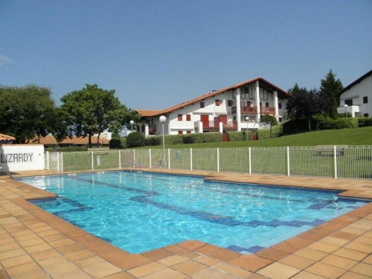 Bel Appartement T3 Avec Jardin, Piscine Et Parking, Proche Plage A Hendaye - Fr-1-239-739 Exteriör bild