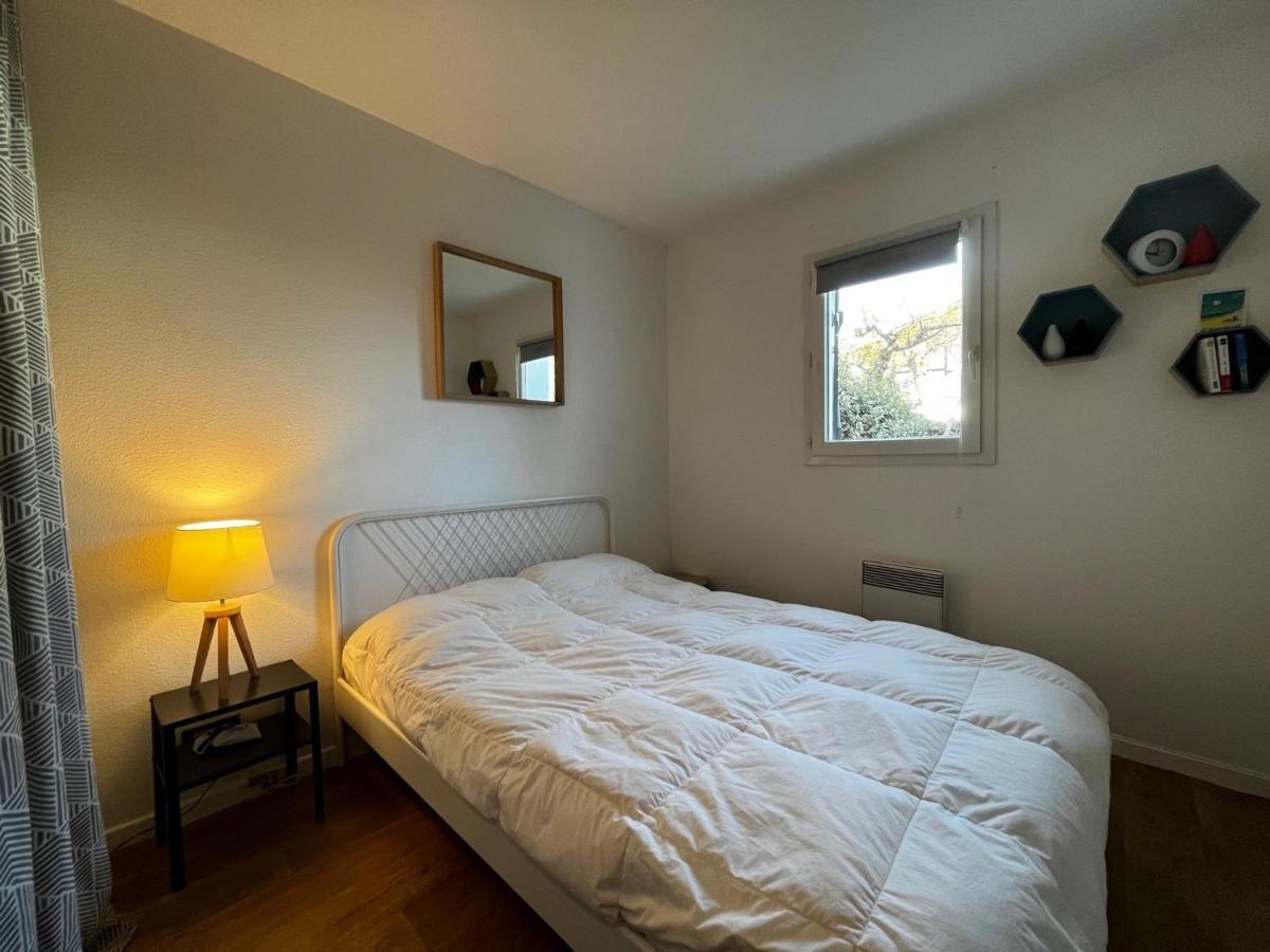 Bel Appartement T3 Avec Jardin, Piscine Et Parking, Proche Plage A Hendaye - Fr-1-239-739 Exteriör bild
